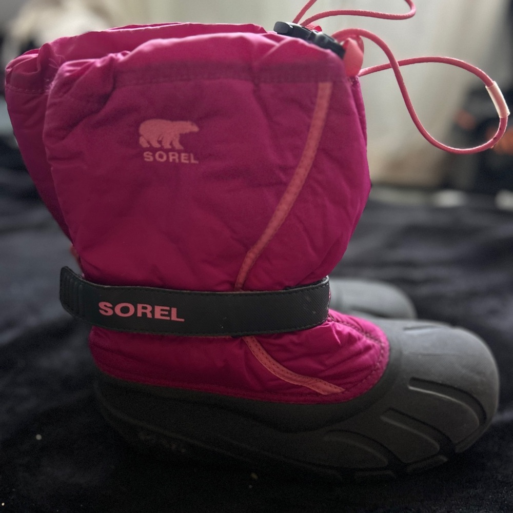 Sorel Fuchsia and White Winter Boots